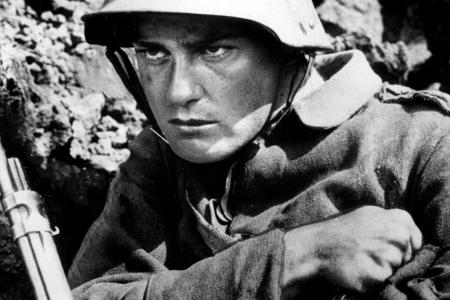 Sin novedad en el frente (Videoforum Del papel a la pantalla)