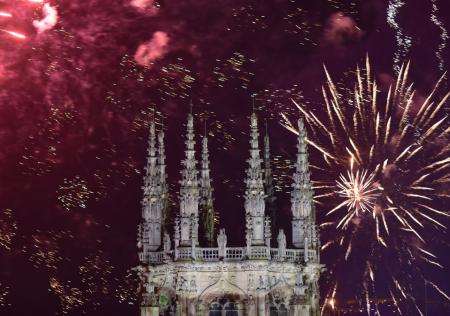 FUEGOS ARTIFICIALES BURGOS (1)