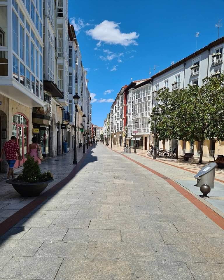 Imagen BURGOS. CIUDAD TURÍSTICO-COMERCIAL