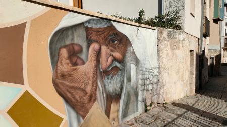 Image Estatuas y murales de Burgos