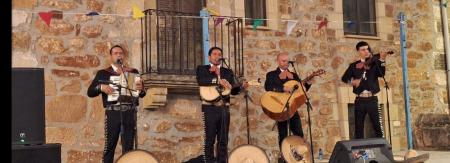 Música.Voces de América: “Puro Mariachi”.